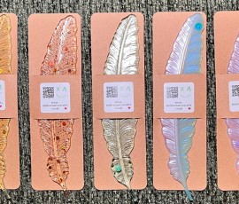 Resin feather bookmarks