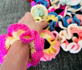 Summer scrunchie